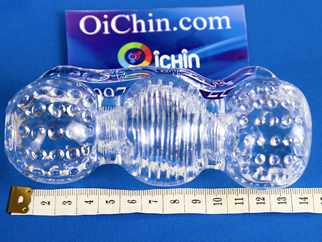 cốc thủ dâm trong suốt có chiều dài khoảng 14cm và giãn dài thêm được