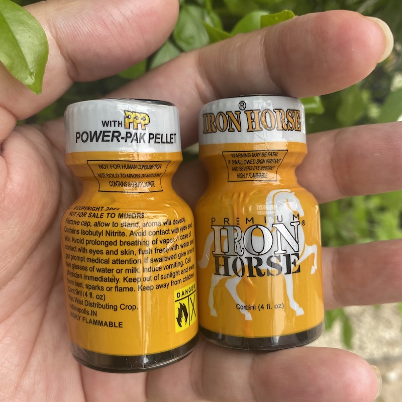 Popper Iron Horse PWD Mỹ 10ml mùi mạnh giúp kéo dài thời gian quan hệ