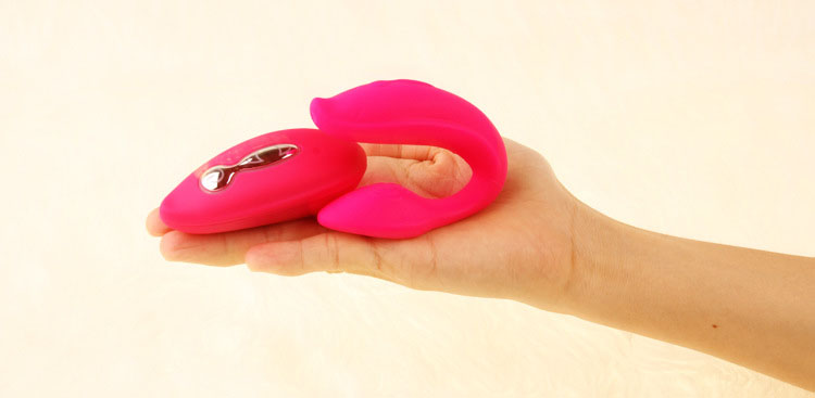 Máy massage điểm G Lovetoy Rose 5 tần số rung điều khiển từ xa