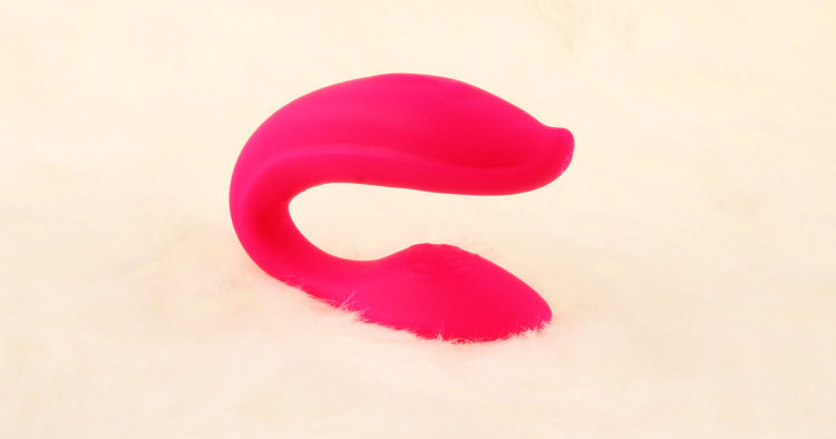 Máy massage điểm G Lovetoy Rose 5 tần số rung điều khiển từ xa