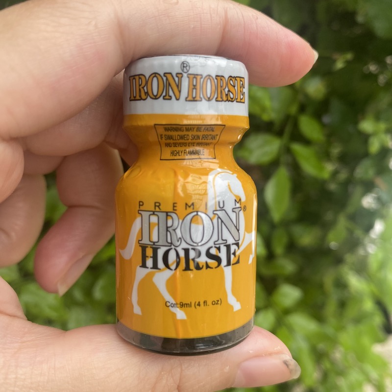 Popper Iron Horse PWD Mỹ 10ml mùi mạnh giúp kéo dài thời gian quan hệ