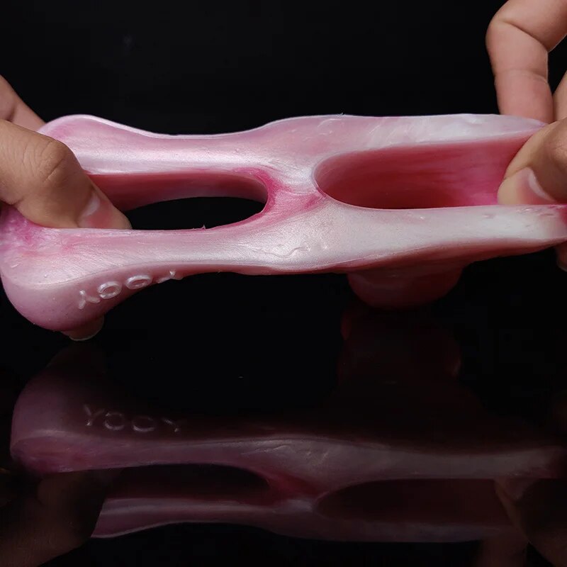 Bao cao su đôn dên Yocy bàn chân thú kích thước tăng 5cm