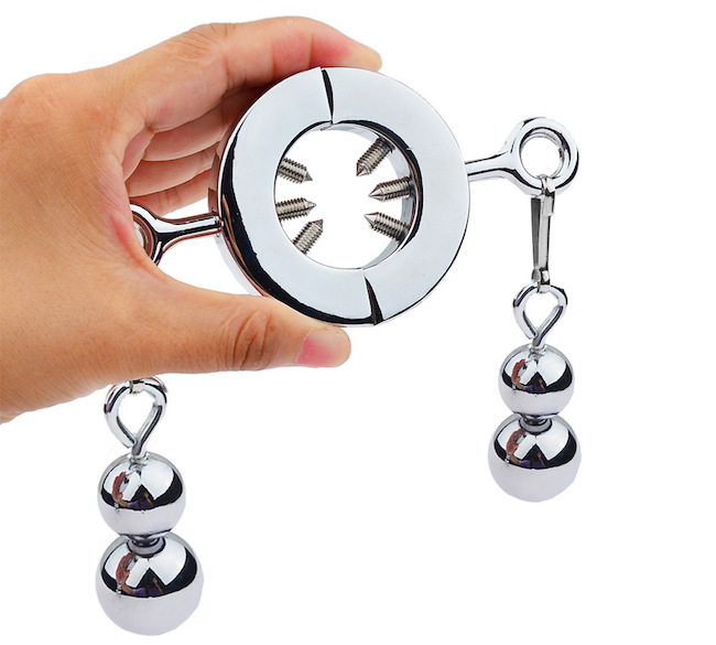 Vòng đeo tinh hoàn bạo dâm kim loại siêu độc kích thích châm chít