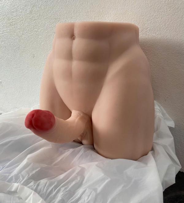 Mông Giả Nam Kèm Dương Vật Mềm Mại Uốn Cong Được