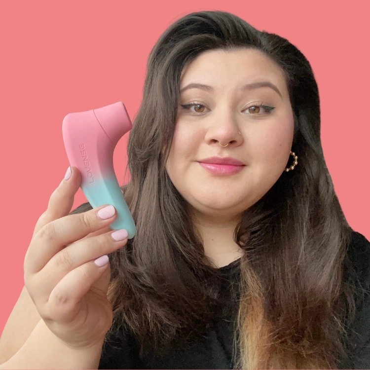 Lovense Tenera 2 máy bú hút âm vật điều khiển qua App
