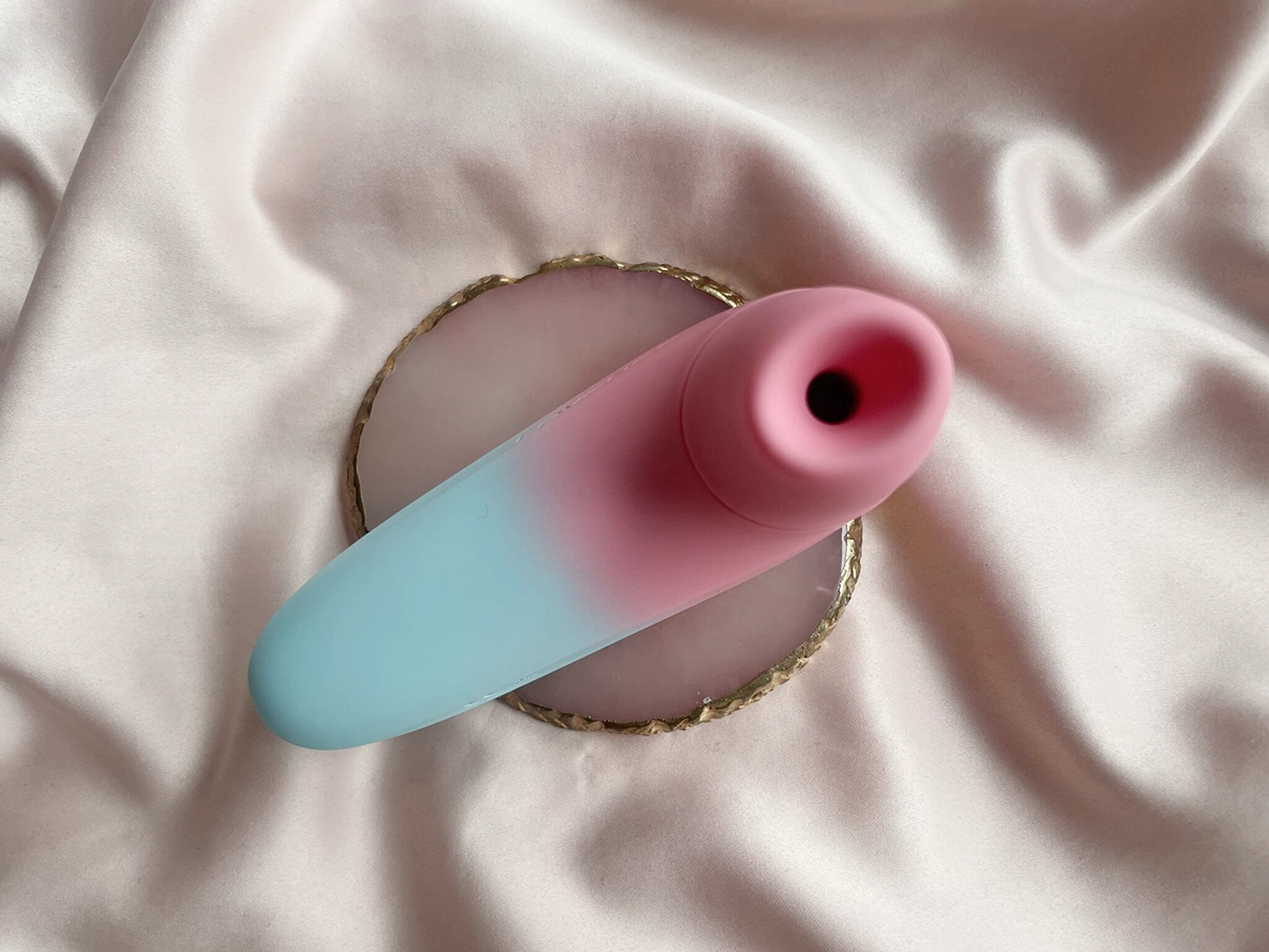 Lovense Tenera 2 máy bú hút âm vật điều khiển qua App