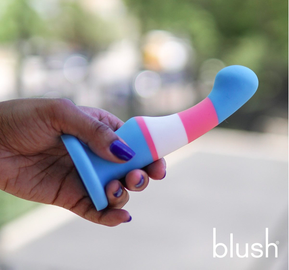 Dương Vật Giả Dính Tường Avant Pride P2 Silicone Siêu Mềm 15.2cm
