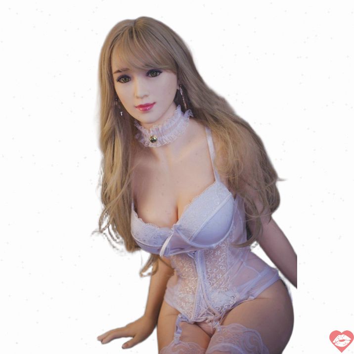 Georgette Doll 158cm Ngực Khổng Lồ Vàng Óng 